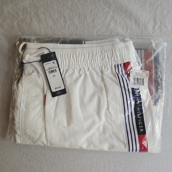 Tommy Hilfiger Swim Trunks White Red Navy Logo Stripe 7" Inseam - Picture 2 of 9